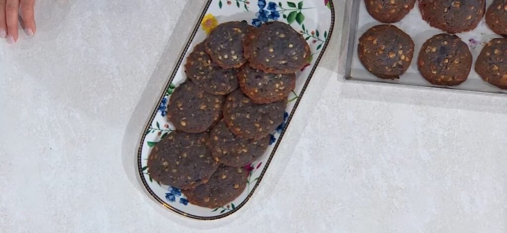 È sempre mezzogiorno ricetta di oggi Mercoledì 31 maggio 2023: biscotti americani ai mirtilli di Daniele Persegani