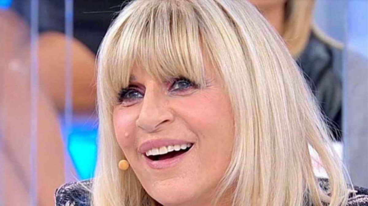 Anticipazioni Uomini e Donne 3 ottobre: Bacio di Gemma e Chiarimenti Shock tra Manuela e Carlo! Anticipazioni Uomini e Donne 3 ottobre: Bacio di Gemma e Chiarimenti Shock tra Manuela e Carlo!