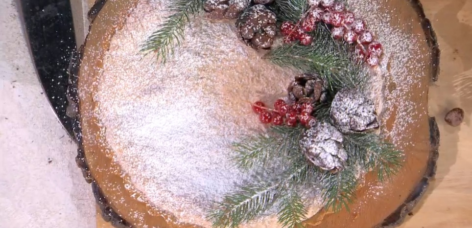 “É sempre mezzogiorno” ricetta di oggi 28 Novembre 2023: Torta natalizia cocco e cioccolato di Natalia Cattelani
