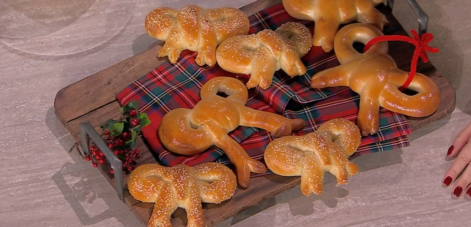 “É sempre mezzogiorno” ricetta di oggi 19 dicembre 2023: Fiocco di pane di Fulvio Marino