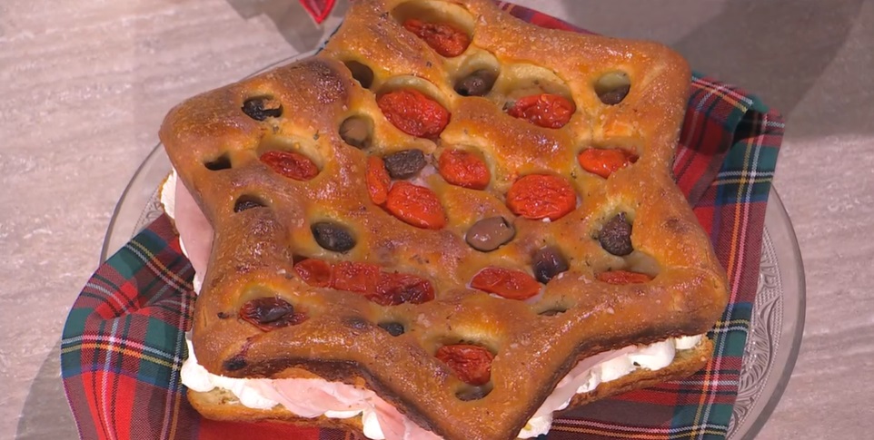 “É sempre mezzogiorno” ricetta di oggi 7 Dicembre 2023: Stella di pane di Fulvio Marino