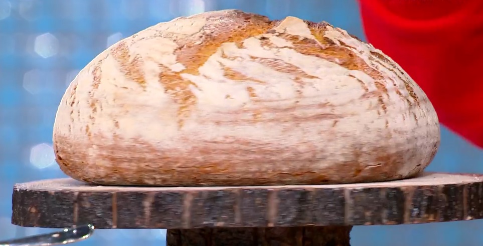 “É sempre mezzogiorno” ricetta di oggi 23 Gennaio 2024: pane brianzolo di Fulvio Marino