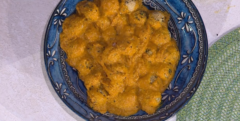 “É sempre mezzogiorno” ricetta di oggi 12 Gennaio 2024: Polpette di ceci al curry di zia Cri