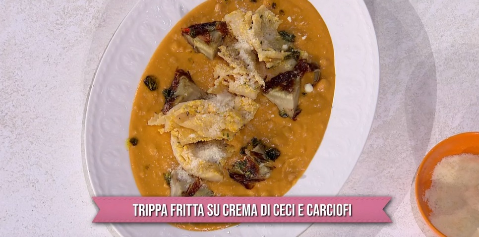“É sempre mezzogiorno” ricetta di oggi 5 Febbraio 2024: trippa fritta su crema di ceci e carciofi di Gian Piero Fava