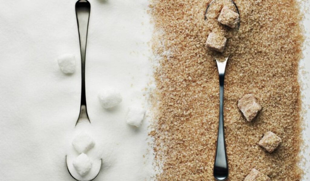 Qual è meglio tra lo zucchero bianco e quello di canna?