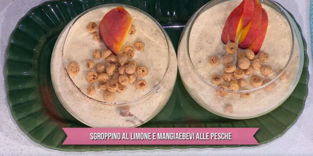 É Sempre Mezzogiorno, ricetta di oggi venerdì 31 maggio 2024: sgroppino al limone ed il mangiaebevi alle pesche di Daniele Persegani
