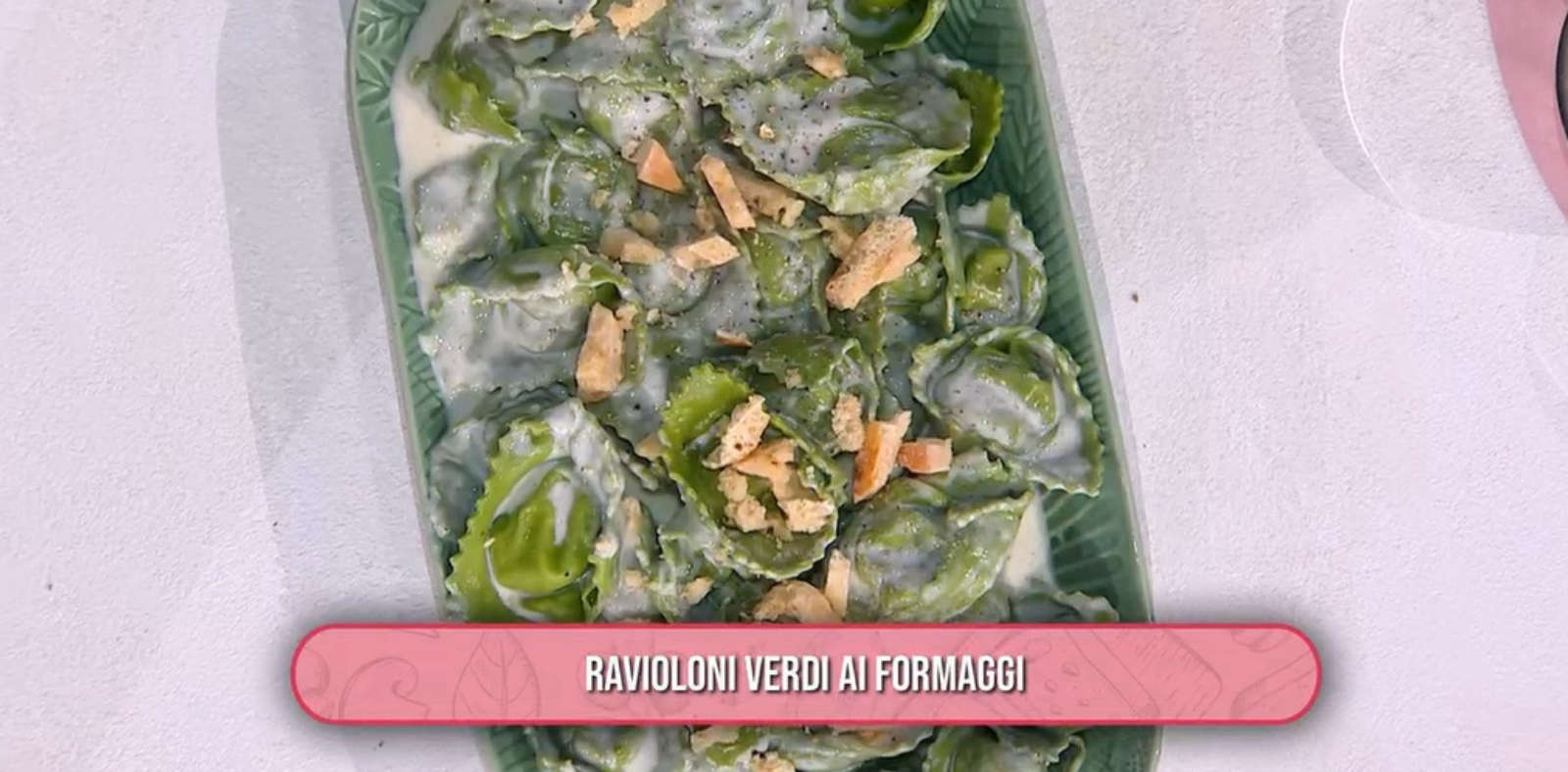 É sempre mezzogiorno, ricetta di oggi 12 novembre 2024: Ravioloni verdi ai formaggi di Daniele Persegani