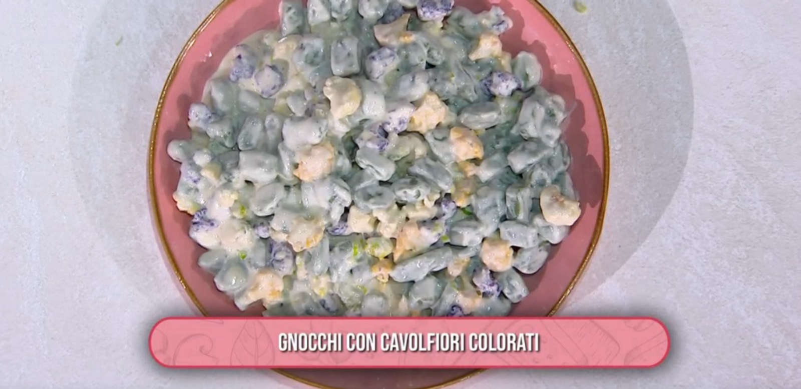É sempre mezzogiorno, ricetta di oggi 15 novembre 2024: gnocchi con cavolfiori colorati di Antonio Paolino.