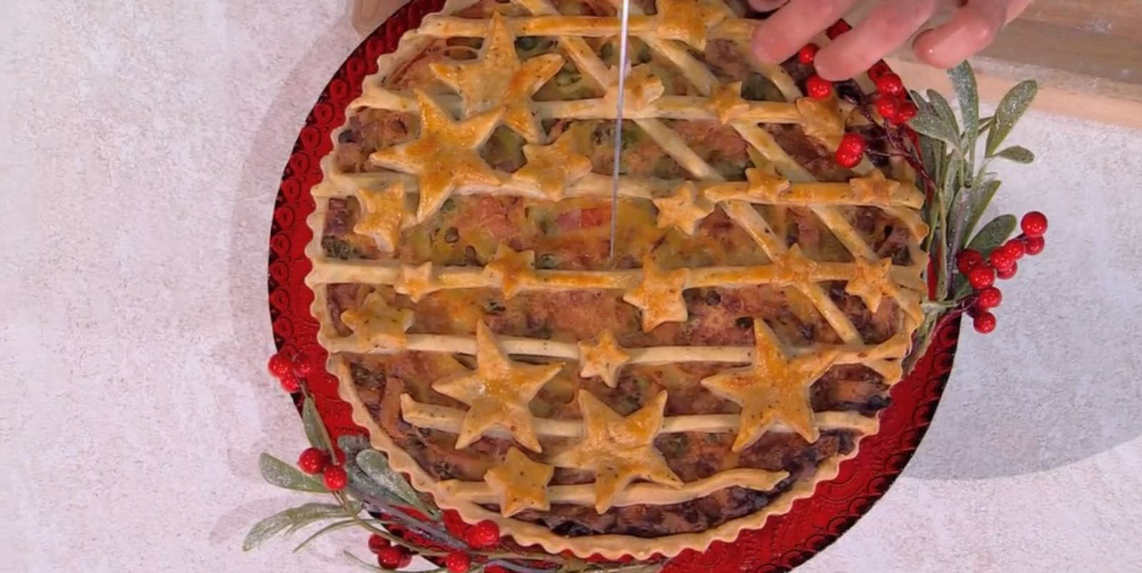 É sempre mezzogiorno, del 19 dicembre 2024 – Ricetta crostata di tagliatelle di Antonio Paolino