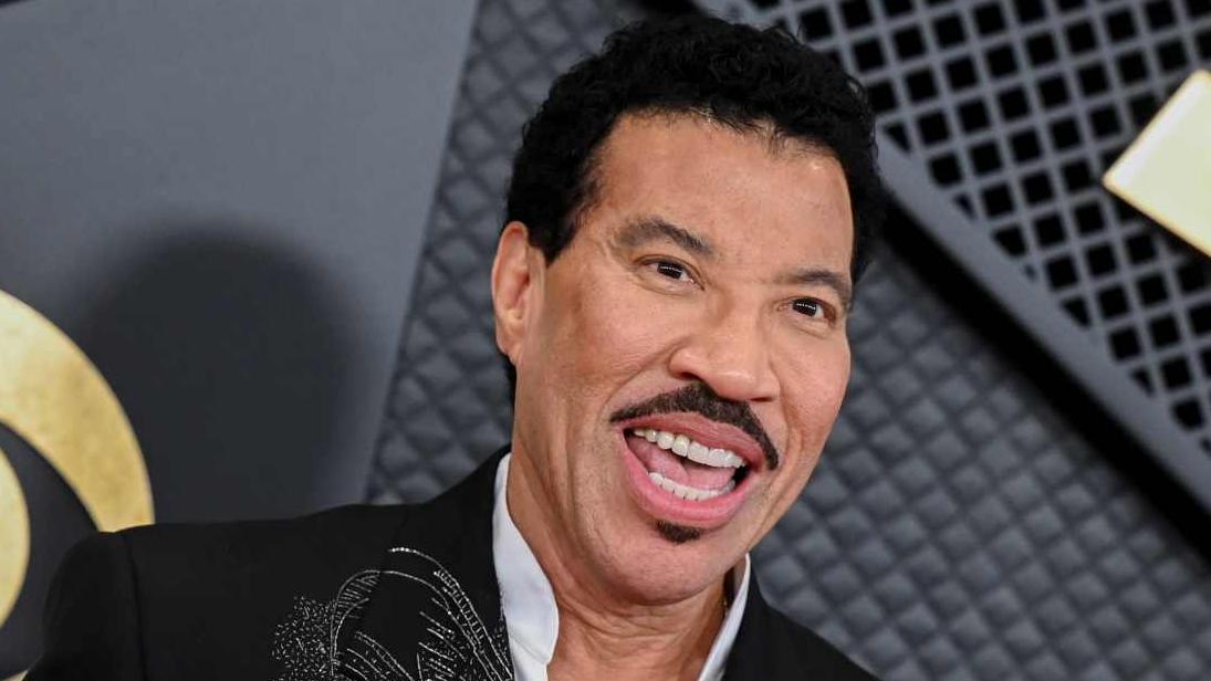 Scopri il biopic su Lionel Richie diretto da David Gordon Green e i suoi incredibili successi musicali