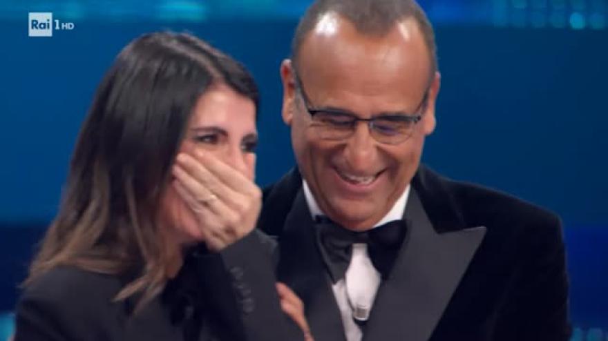 “La Cantante Commuove e Divide: Sesto Posto Controverso”