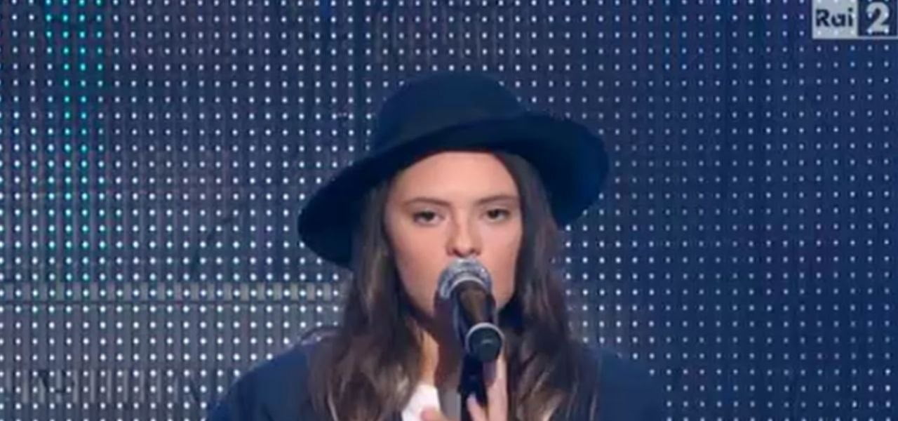 “Francesca Michielin a Sanremo 2025: Amore e Moda Iconica”