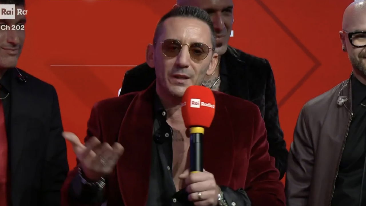 “Kekko Silvestre: la difficile sfida a Sanremo 2025”