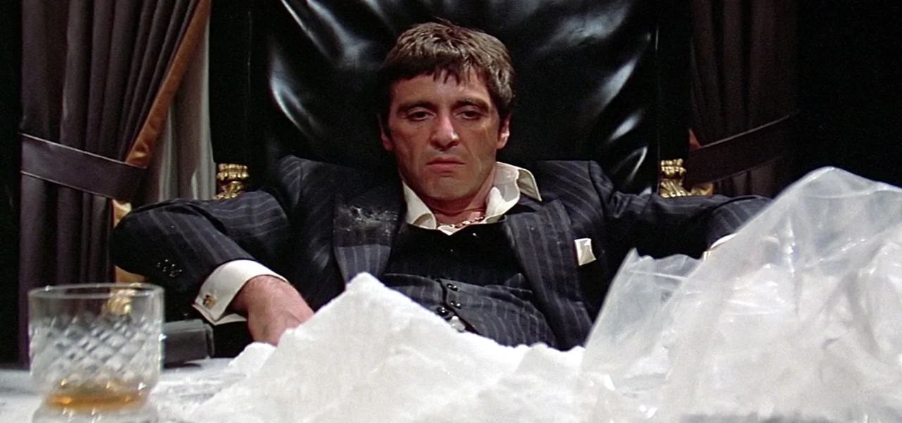 “Scarface su Rete 4: La Vera Storia di Tony Montana”