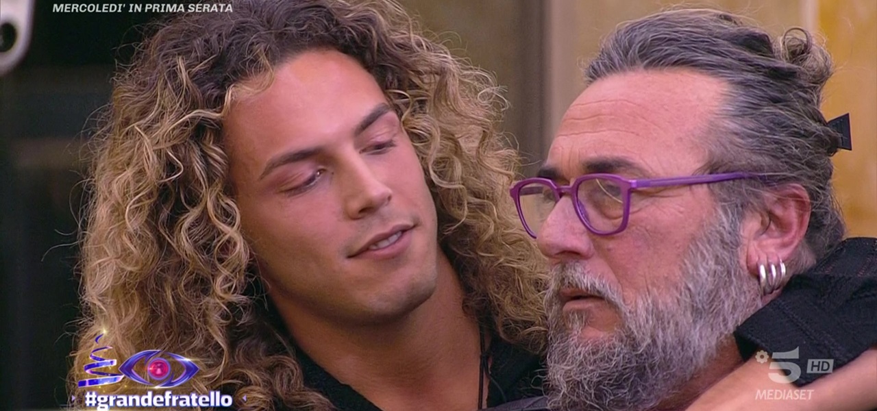 “Grande Fratello: Luca Giglioli in attesa della sorpresa emozionante”