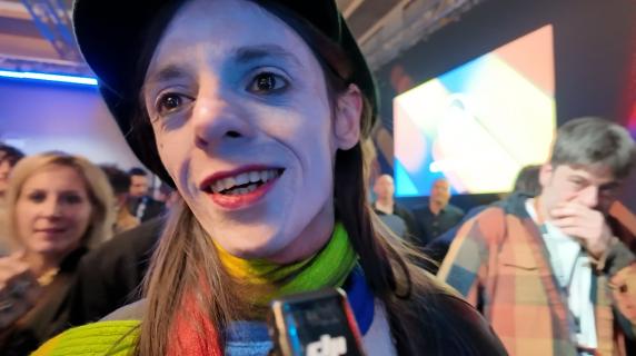 Lucio Corsi: Trionfo a Sanremo con Premio della Critica!