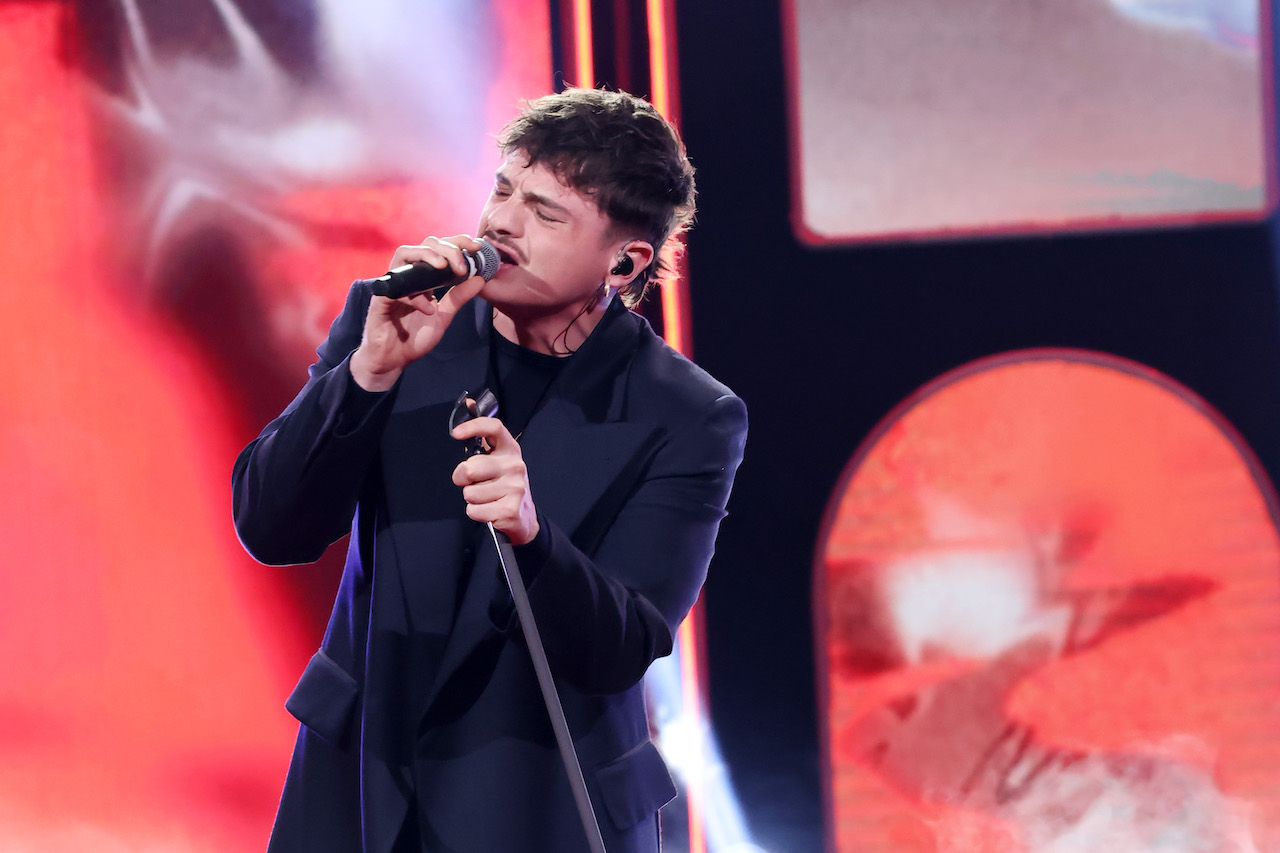 Olly in concerto sold out a Milano: scopri i momenti imperdibili e le date del tour 2026