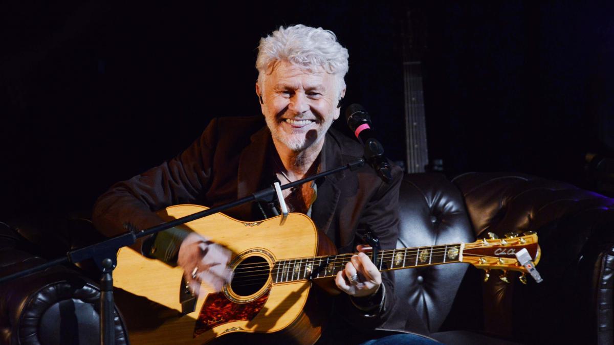 Ron incanta al Teatro Manzoni: un viaggio musicale imperdibile