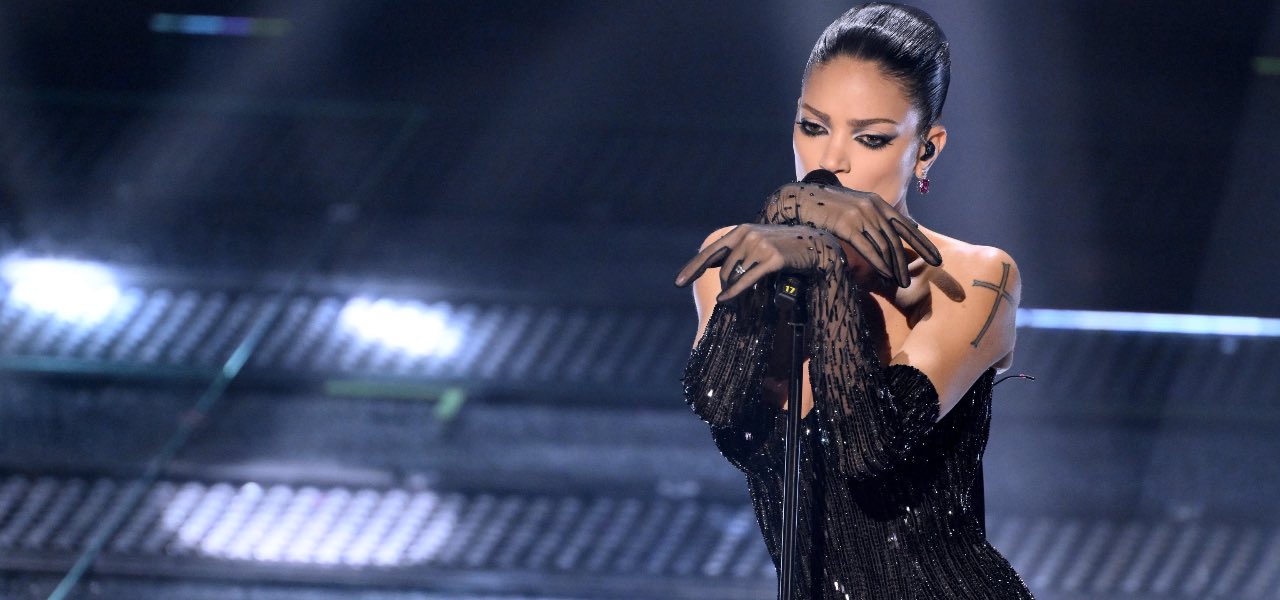 Sanremo 2025: Elodie Regina della Moda con il Perfetto 10