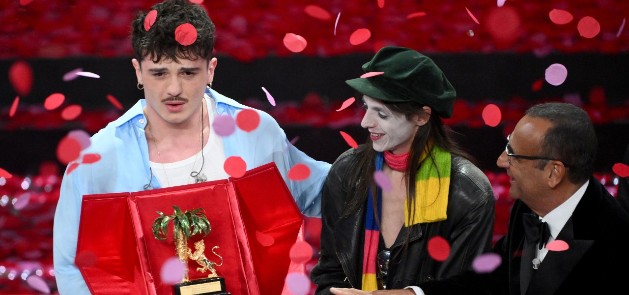 “Sanremo 2025: Trionfo Emozionante di Olly e Colpi di Scena”