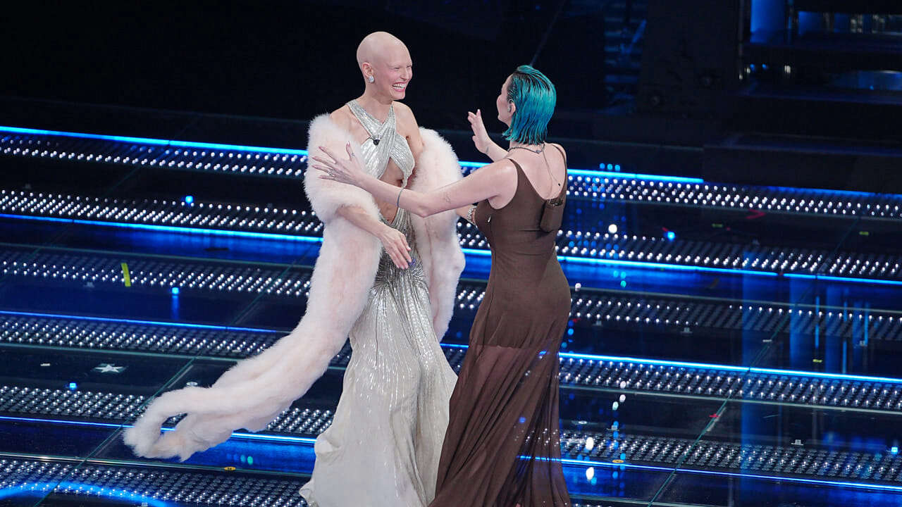Bianca Balti a Sanremo: la top model che sfida gli stereotipi e celebra la forza femminile nel mondo dello spettacolo