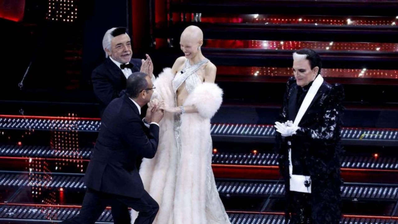 Sanremo 2025: Bianca Balti e le polemiche che conquistano il pubblico in una serata tra divertimento e emozioni