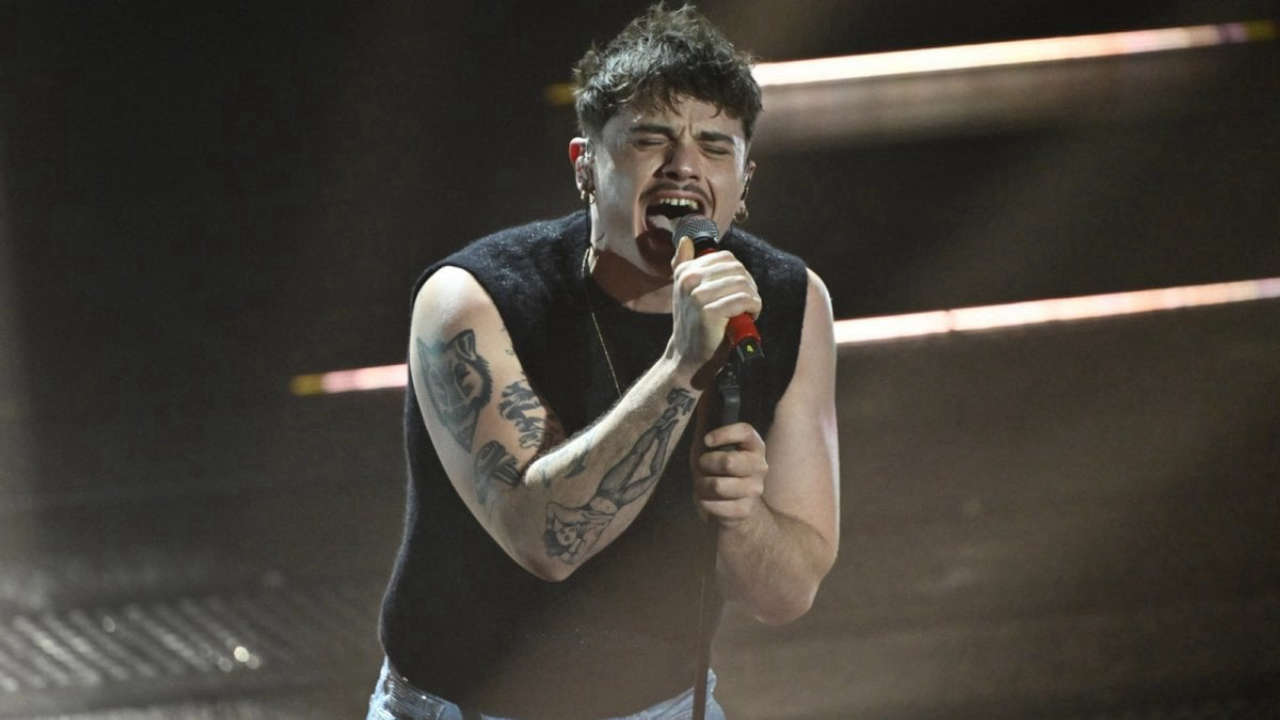 Sanremo 2025 svela i nomi dei favoriti nella terza serata: Brunori Sas e altri artisti in salita verso la vittoria!
