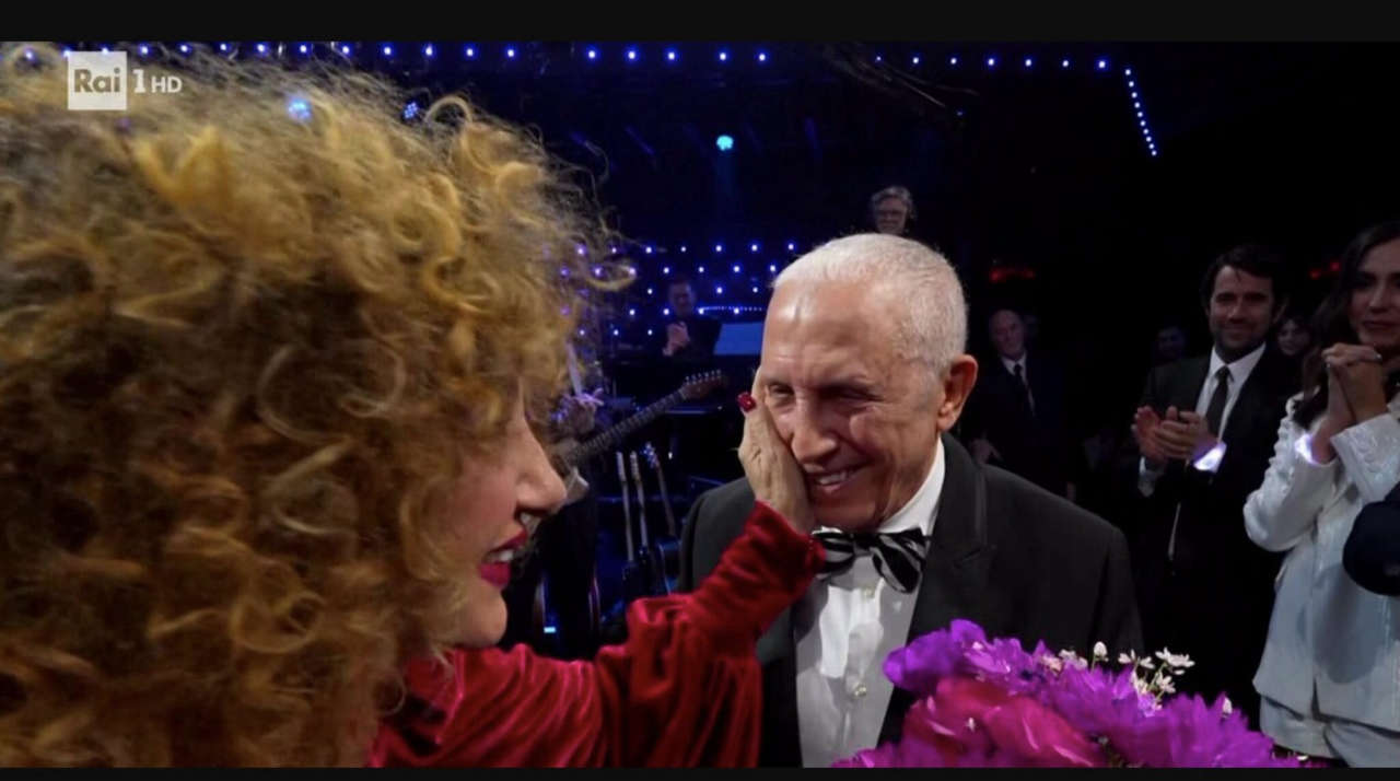 Gianni Bella e Marcella: l’emozionante omaggio a Sanremo 2025 che celebra la musica e la resilienza del fratello