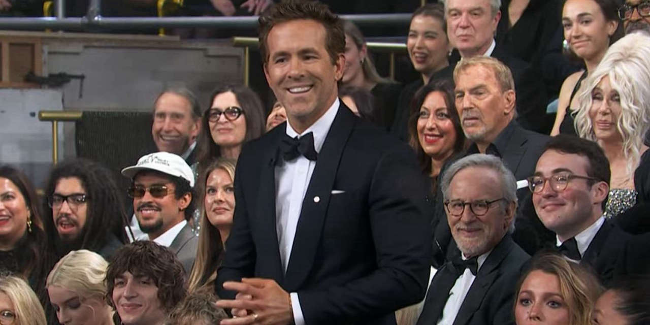 Saturday Night Live: Ryan Reynolds brilla in SNL 50 tra risate e momenti indimenticabili con Tina Fey e Amy Poehler