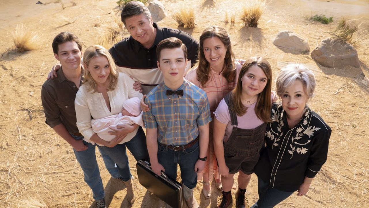 Young Sheldon svela l’ultima stagione: curiosità, lutto e un conclusivo ritorno di personaggi iconici