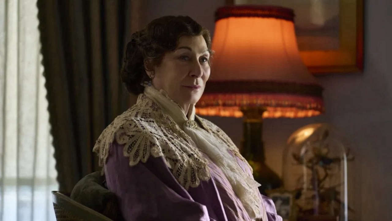 Towards Zero: il mistero avvolgente di Agatha Christie rivive in una miniserie con cast stellare e colpi di scena emozionanti Towards Zero: il mistero avvolgente di Agatha Christie rivive in una miniserie con cast stellare e colpi di scena emozionanti