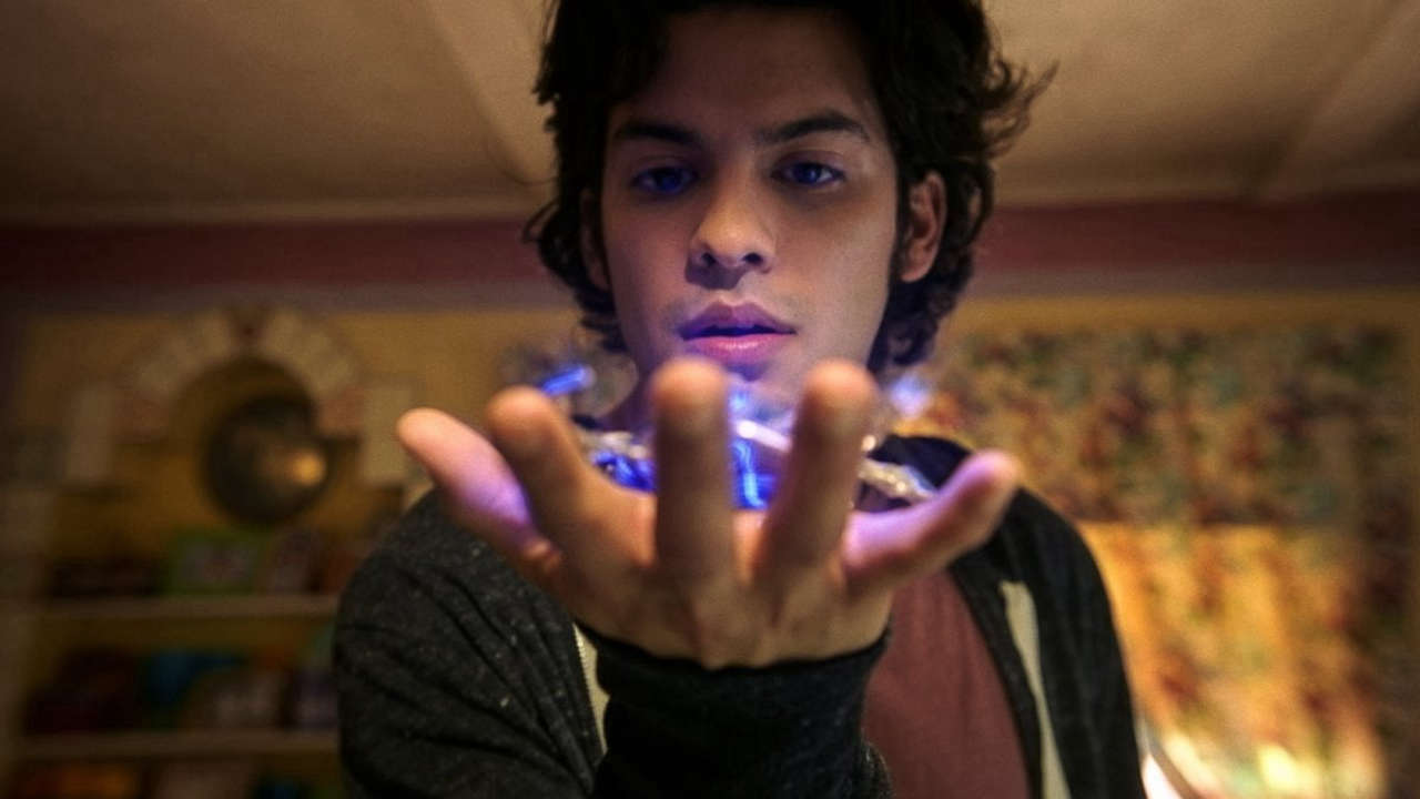 Blue Beetle: Xolo Maridueña sogna di diventare Nova nel Marvel Cinematic Universe, ecco le sue rivelazioni entusiasmanti!