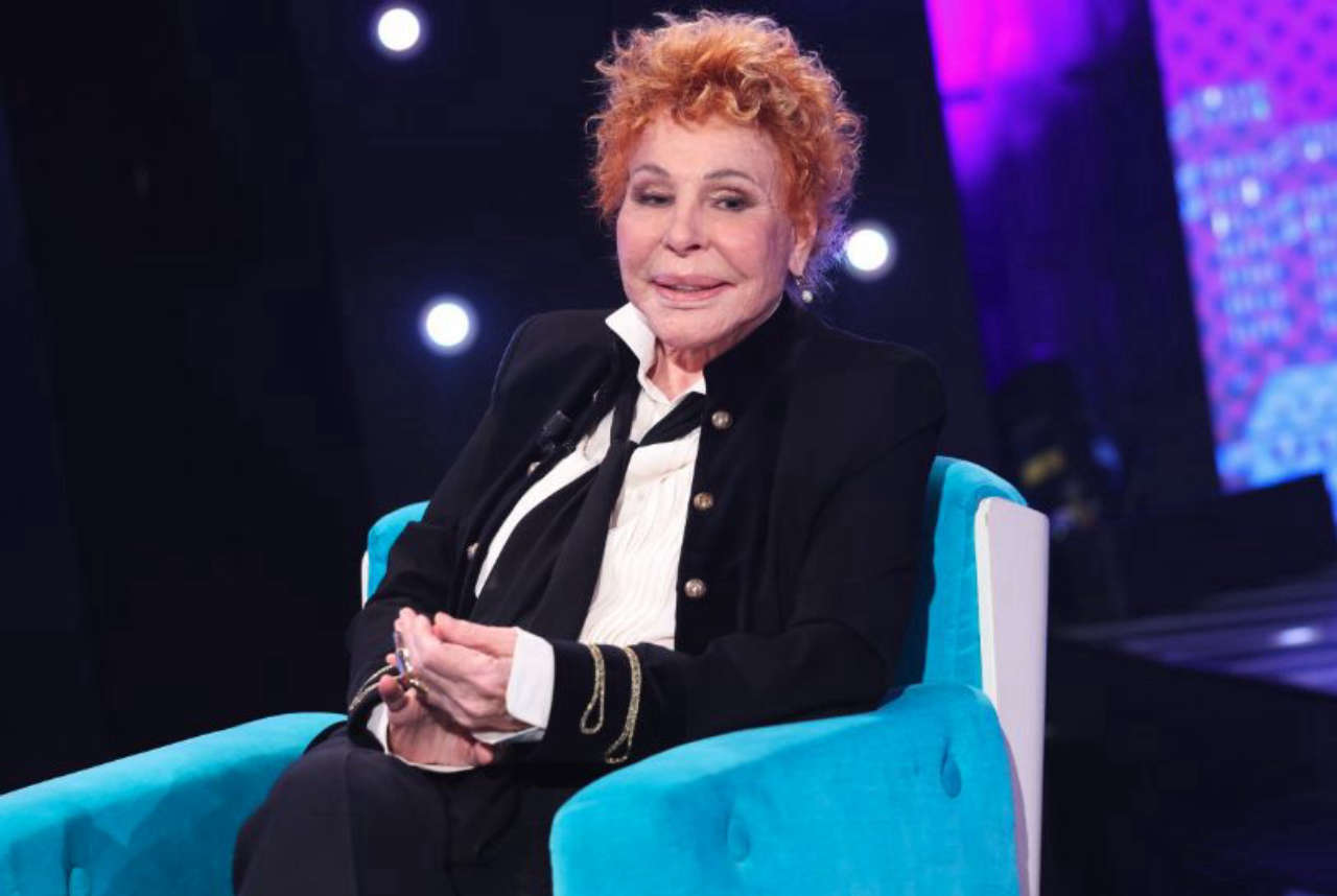 Festival di Sanremo: Ornella Vanoni porta ironia e commenti schietti su durata e novità del palcoscenico italiano