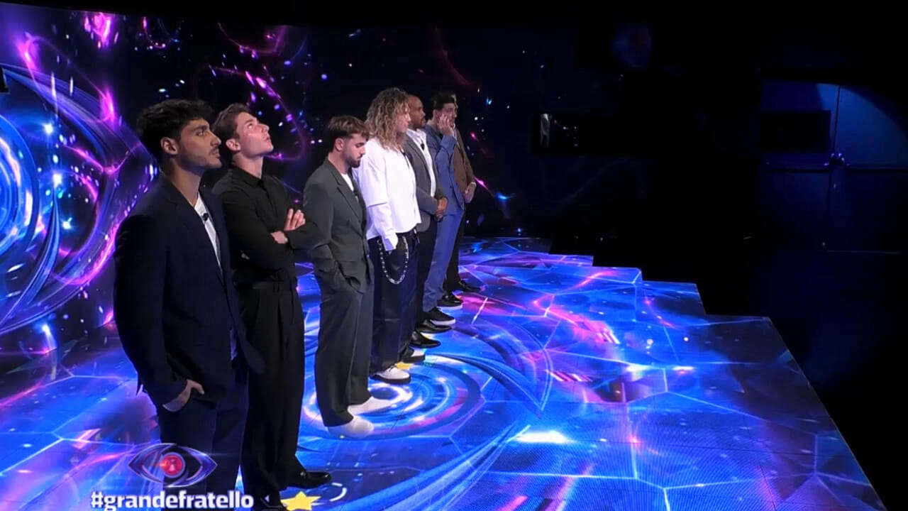 Lorenzo sbanca la finale: la sorprendente scelta di Signorini e il mistero del primo finalista svelato!
