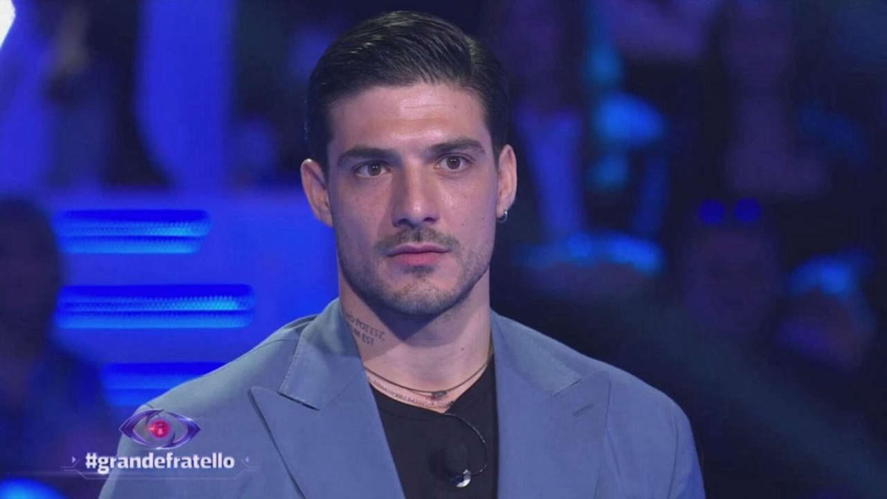 Grande Fratello rivoluziona il gioco: Lorenzo finalista e Pamela lascia la casa in un colpo di scena emozionante