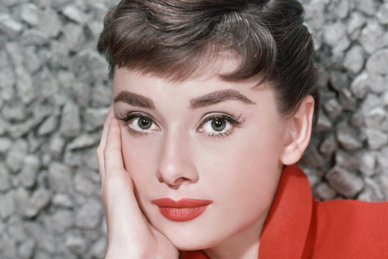 Audrey Hepburn: La villa storica in Svizzera ritorna al mercato, un tesoro del passato in cerca di nuova vita