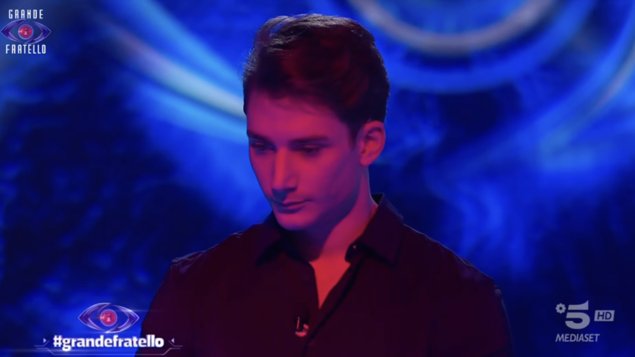 Grande Fratello: Crisi e Colpi di Scena tra Relazioni Tese e Autenticità Sottovalutata