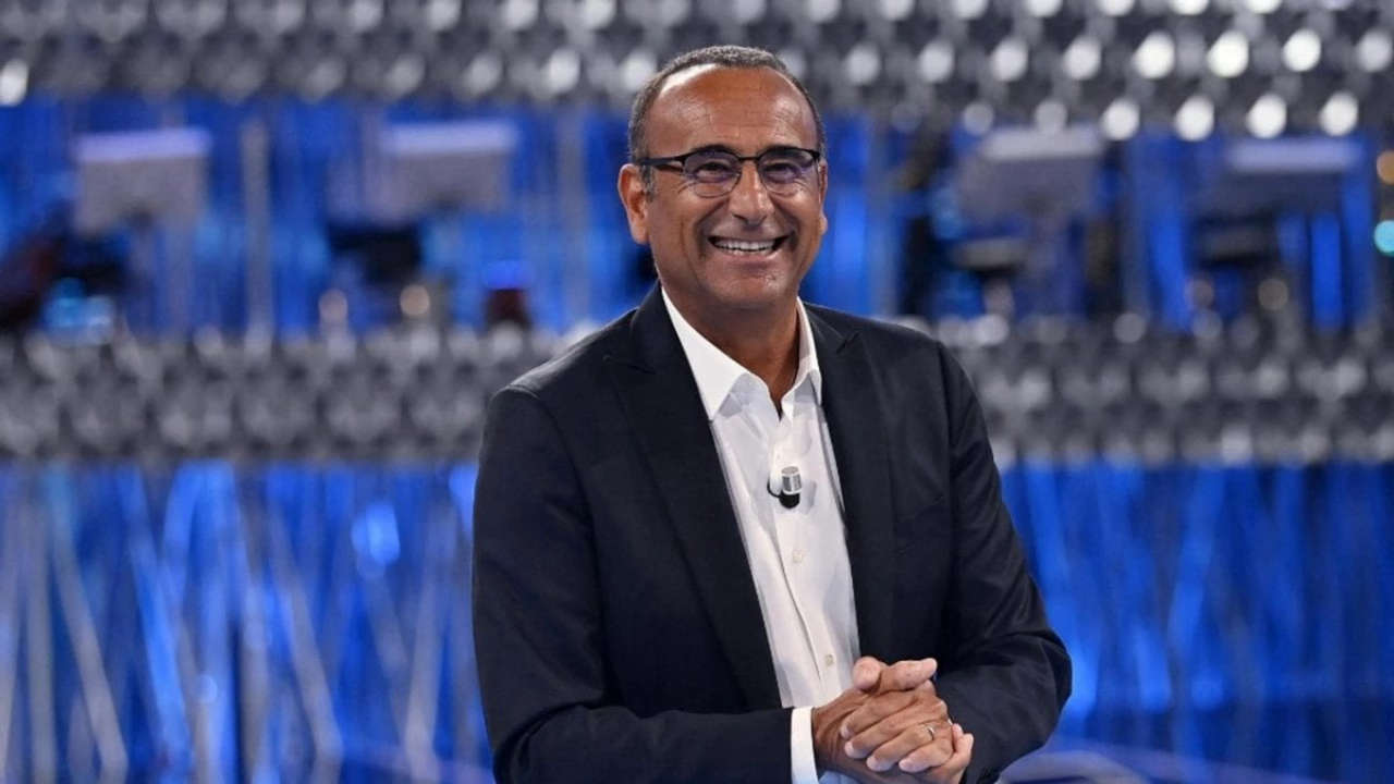 Ne vedremo delle belle: il talent che riporta sul palco le soubrette del passato, tra nostalgia e grande spettacolo.