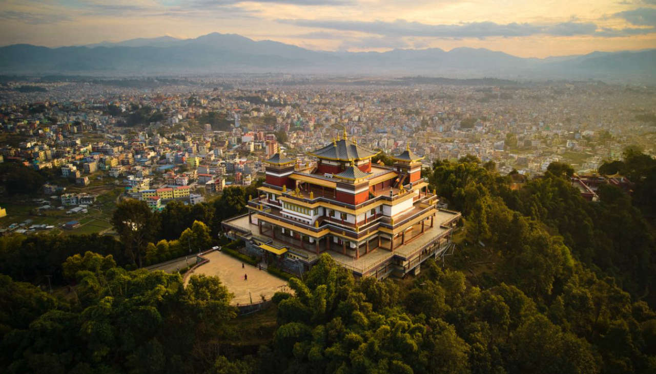 Scopri le Meraviglie dell’Asia Meridionale con Pechino Express: Un Viaggio Indimenticabile tra Filippine, Thailandia e Nepal in Diretta dal 6 Marzo