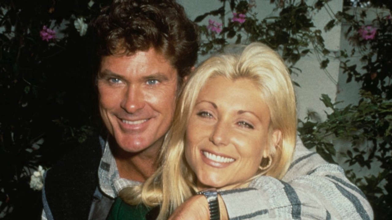 Pamela Bach e la sua vita tra successi e tragedie: l’ultimo addio di un’icona del cinema e della tv