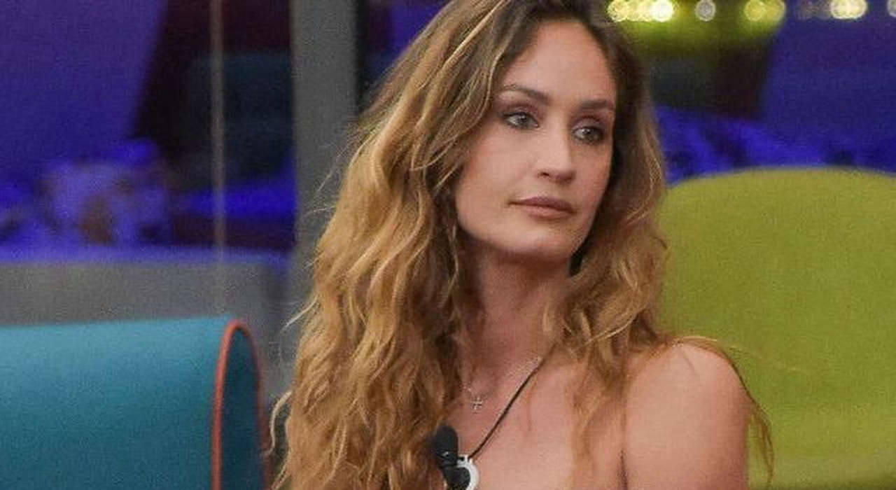 Grande Fratello: l’attacco incendiario di Helena a Zeudi scuote i fan e accende le polemiche sui social Grande Fratello: l’attacco incendiario di Helena a Zeudi scuote i fan e accende le polemiche sui social