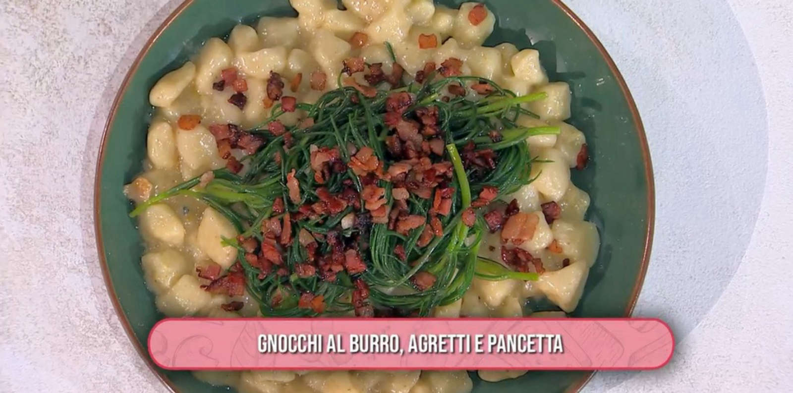 Gnocchi al burro agretti e pancetta di Roberto Valbuzzi | É sempre mezzogiorno, 19 marzo 2025