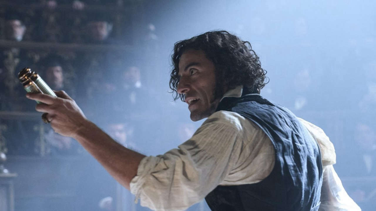 Frankenstein: Oscar Isaac porta in vita uno scienziato tormentato, ecco il primo sguardo al film di Guillermo del Toro