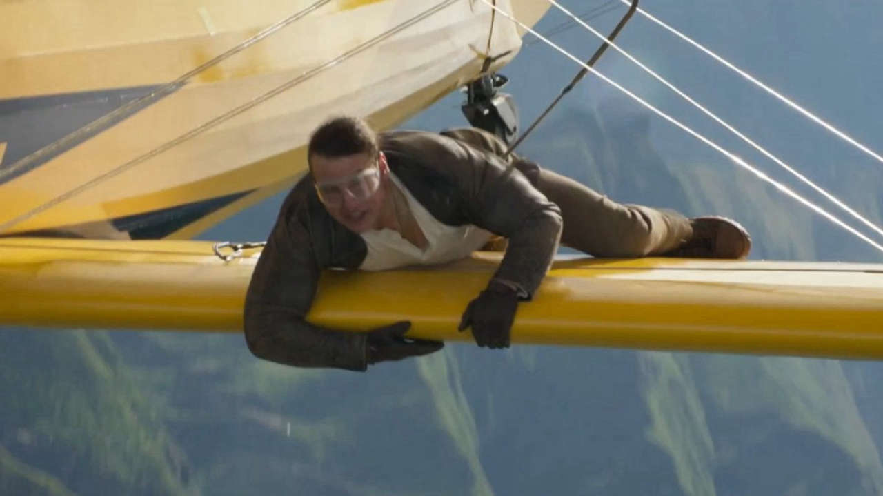 Mission: Impossible – The Final Reckoning, Tom Cruise in un’azione da brivido appeso all’ala di un aereo!