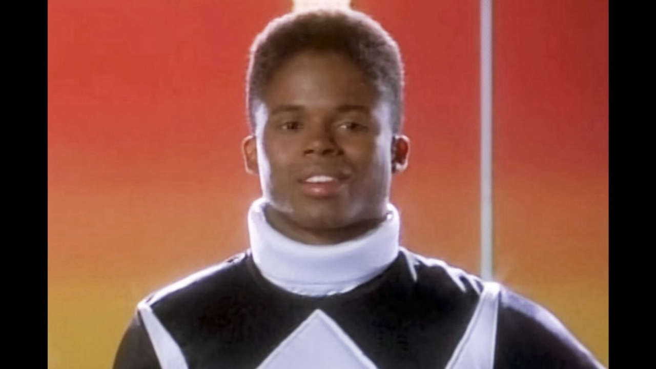 Walter Emanuel Jones: come essere il Black Ranger ha cambiato la storia della TV e la sua vita, un racconto imperdibile