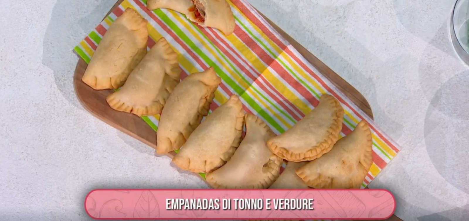 Empanadas di tonno e verdure di Daniele Persegani | É sempre mezzogiorno, 1 aprile 2025