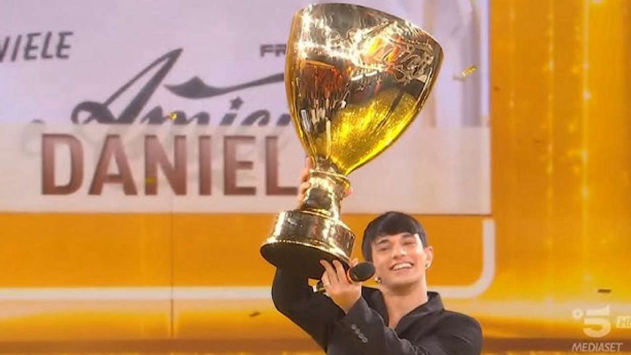 Amici 24: Anticipazioni sulla vittoria di Daniele Doria e il sogno di un futuro insieme al fratello dopo il trionfo inaspettato.
