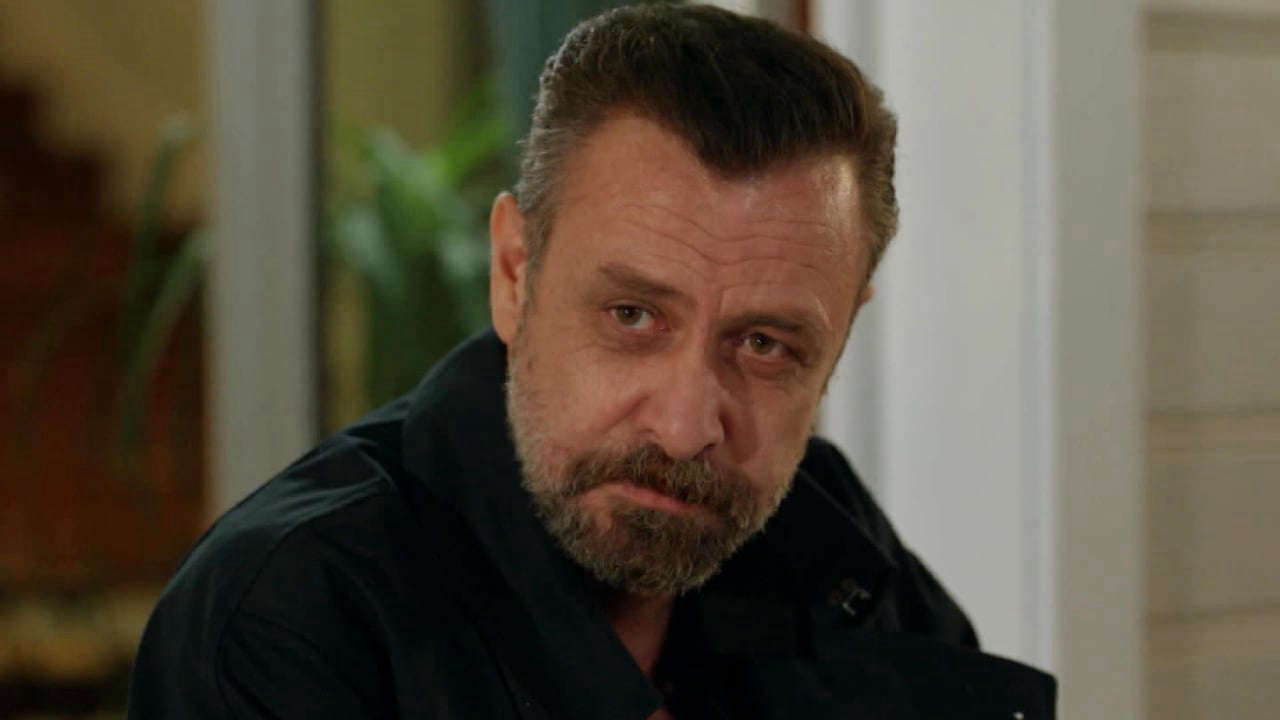 The Family: Anticipazioni shock, Devin scopre il tradimento di Ergun e Hulya mentre Leyla affronta una minaccia in carcere. Colpi di scena imperdibili!