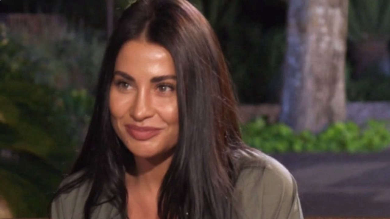 L’Isola dei Famosi 2025: Sofia Costantini pronta a prendere il posto di Ibiza Altea? Scopri cosa bolle in pentola!