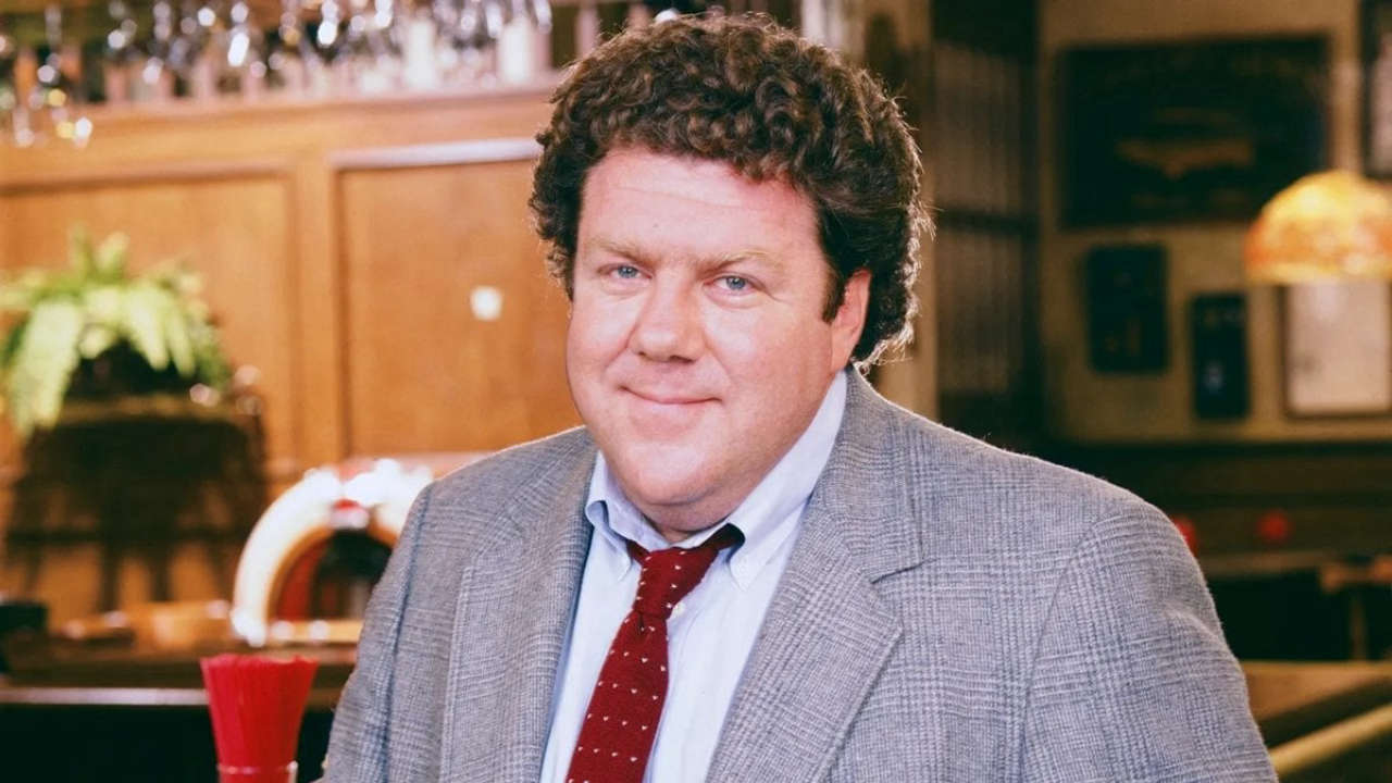 Cin Cin: La scomparsa di George Wendt, storico Norm, a 76 anni lascia un vuoto tra le co-star della serie